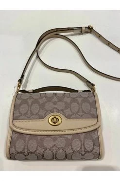 Coach Heuptassen POCKET Beige -Coach Verkoop 01fb1dacbd6b696bffe647c1c77a34b0
