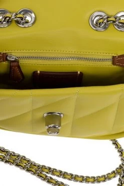 Coach Schoudertassen Pillow Madison 18 Shoulder Bag Yellow -Coach Verkoop 2a9643974de2526661c7aa90ffa47e9c