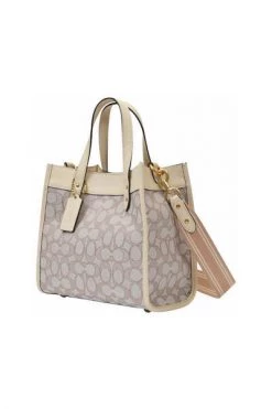 Coach Shoppers Field Tote 22 Beige 7 Coach Shoppers Field Tote 22 Beige -Coach Verkoop 493d044783524312bbb52f72be79977b