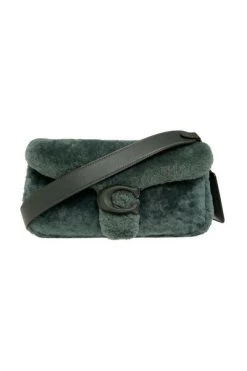 Coach Schoudertassen ‘Pillow Tabby 26’ Shearling Shoulder Bag Green -Coach Verkoop 4d1d5f2a56b3334d836393e40b15cacc