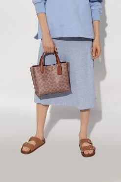 Coach Schoudertassen Cross Body Bags Brown 11 Coach Schoudertassen Cross Body Bags Brown -Coach Verkoop 74fed1fdf0d54ef68cc82700e70c19b2