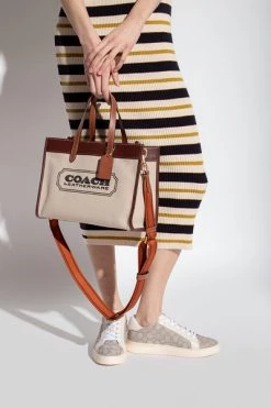 Coach Shoppers Shoulder Bag With Logo White 12 Coach Shoppers Shoulder Bag With Logo White -Coach Verkoop 8fe34e619c1712000f1d22b66f576c69