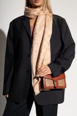 Coach Sjaals Winter Scarves Pink -Coach Verkoop 9d59fab2d8f12db23ac8b5a289a18b79