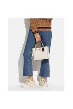 Coach Handtassen Bag Beige 13 Coach Handtassen Bag Beige -Coach Verkoop bb6424b5f0f474ece81525f683d0116c