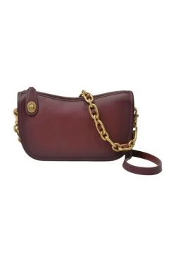 Coach Schoudertassen Swing Chain Bag In Leather Red -Coach Verkoop c37c6b6b116b38885f6bf7aac7d5821a