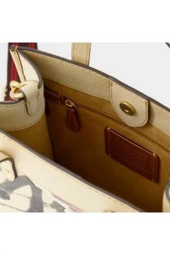 Coach Handtassen Tote Bags Beige -Coach Verkoop d0b0353432252c2e6949d0d94e4b66f3