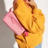 Coach Schoudertassen Cross Body Bags Pink -Coach Verkoop de17898f88ce16ec6bc24e1a8c761952