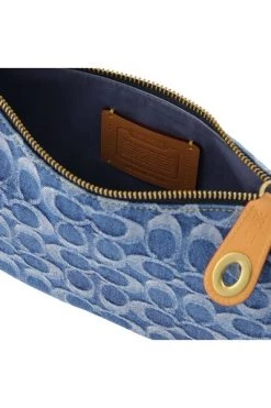 Coach Schoudertassen Washed Denim Signature Swinger Blue -Coach Verkoop e63ea60d6c21d2a86c5a9f67ae054a8b